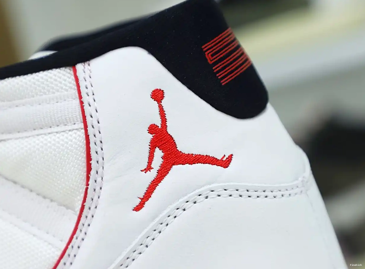 JORDAN XI AIR RETRO PLATINUM TINT 11 0628